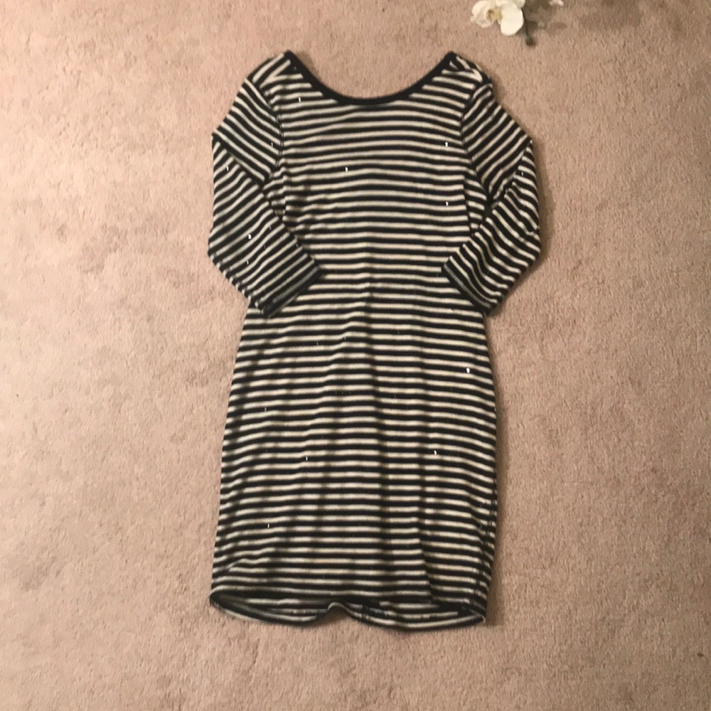 Black + white striped 3/4 sleeve dress w/ sparkles